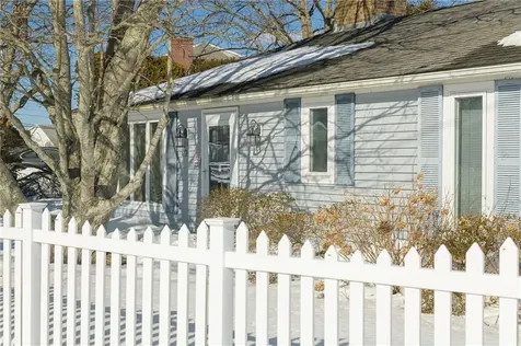 7 Conch Road Narragansett RI 02882