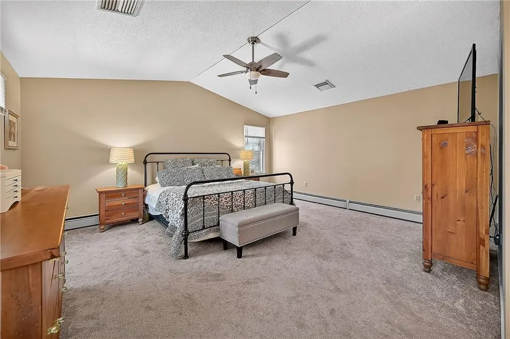 1340 Hope Road Cranston RI 02831