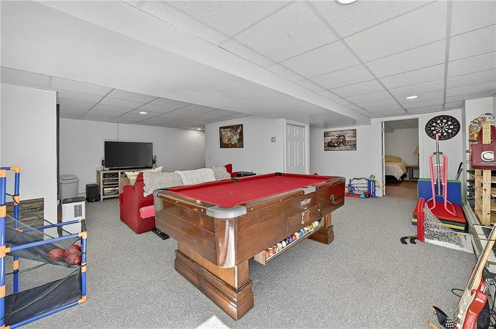 1340 Hope Road Cranston RI 02831