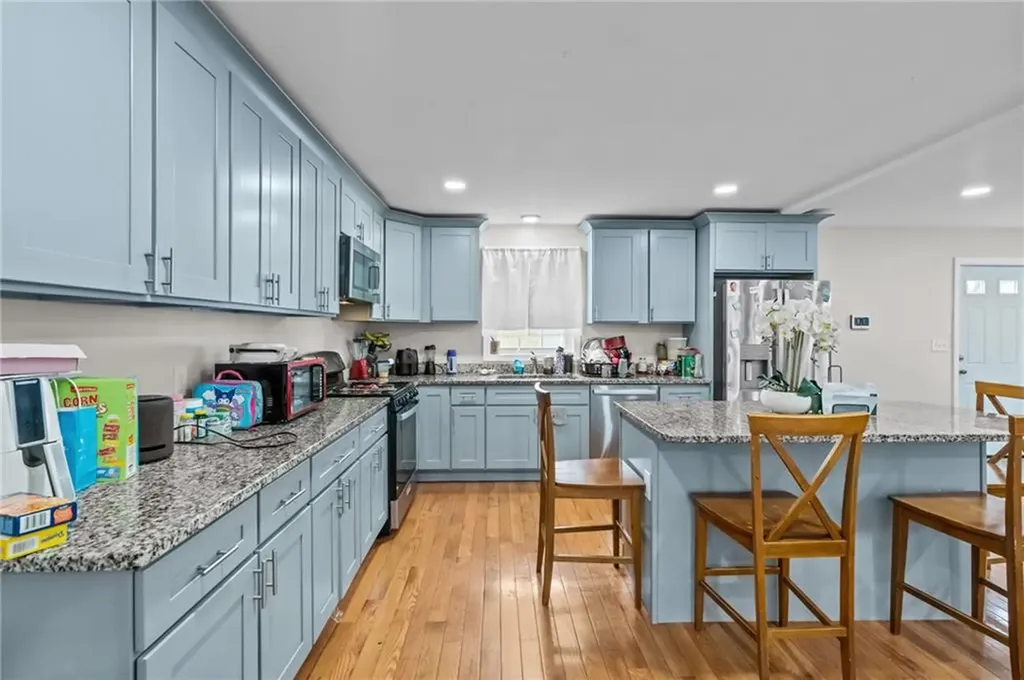 317 Amherst Street Providence RI 02909