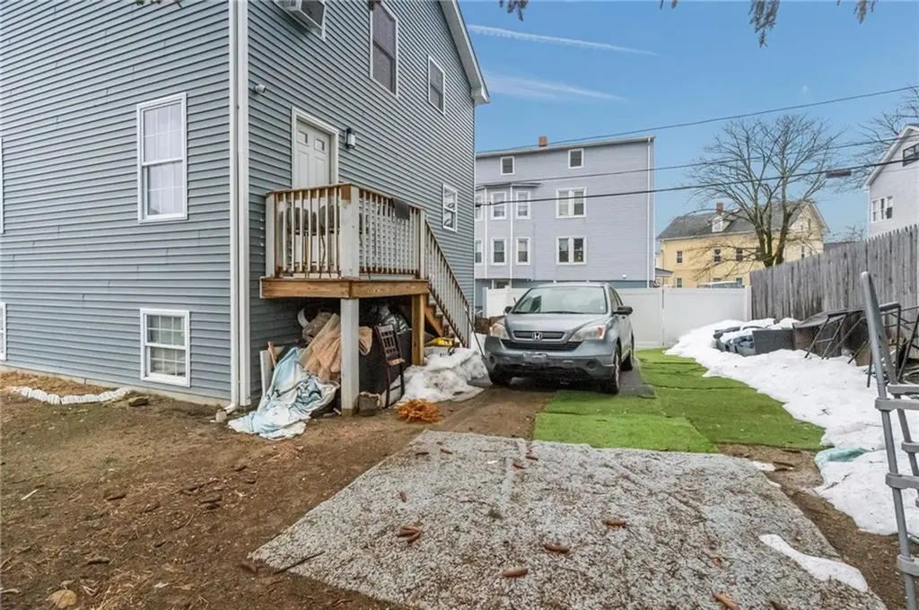 317 Amherst Street Providence RI 02909
