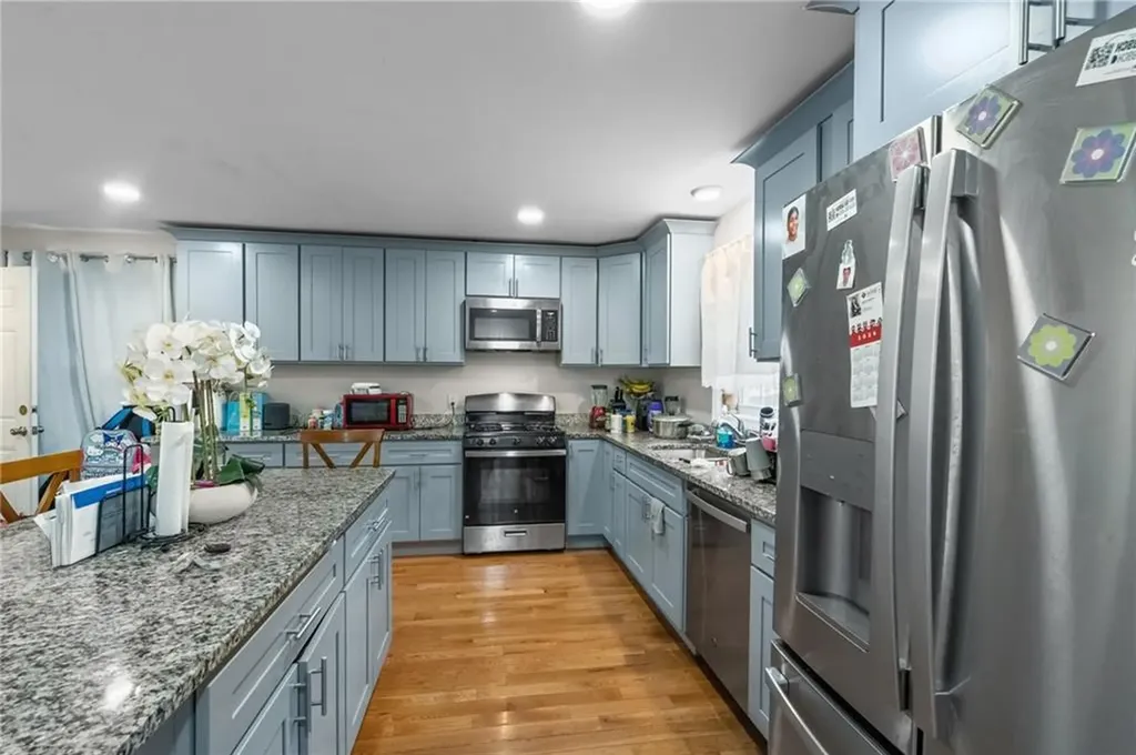 317 Amherst Street Providence RI 02909