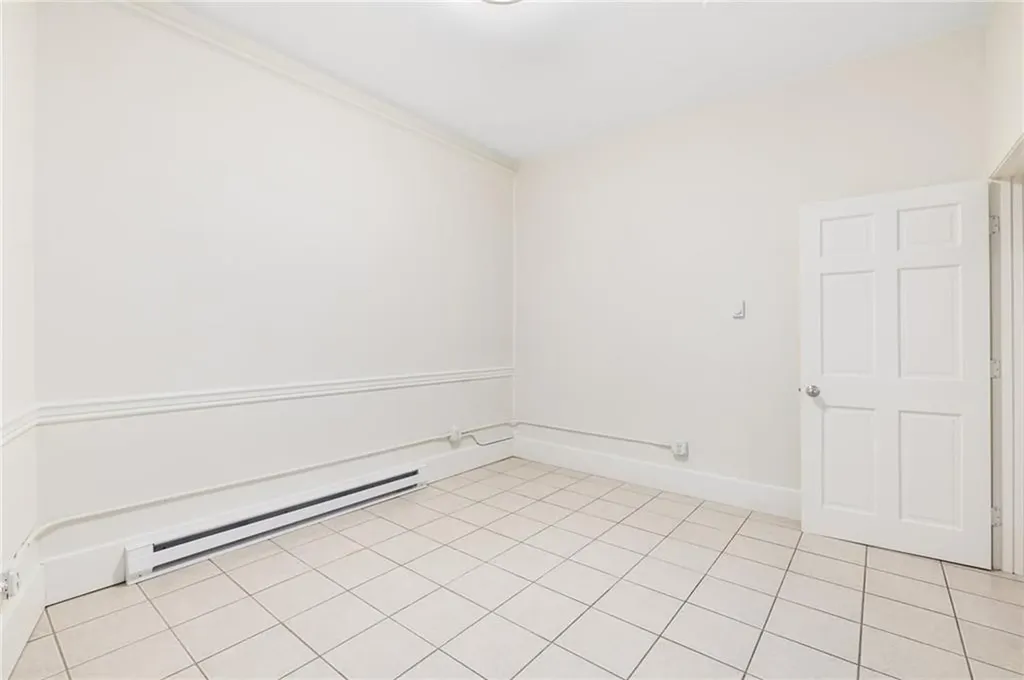 54 Sutton Street Providence RI 02903