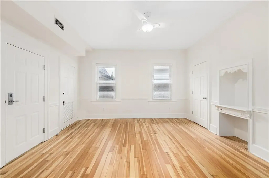 54 Sutton Street Providence RI 02903