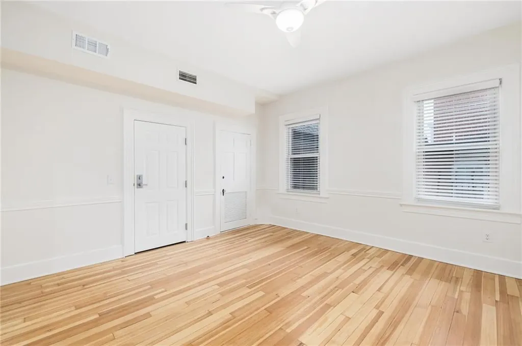 54 Sutton Street Providence RI 02903