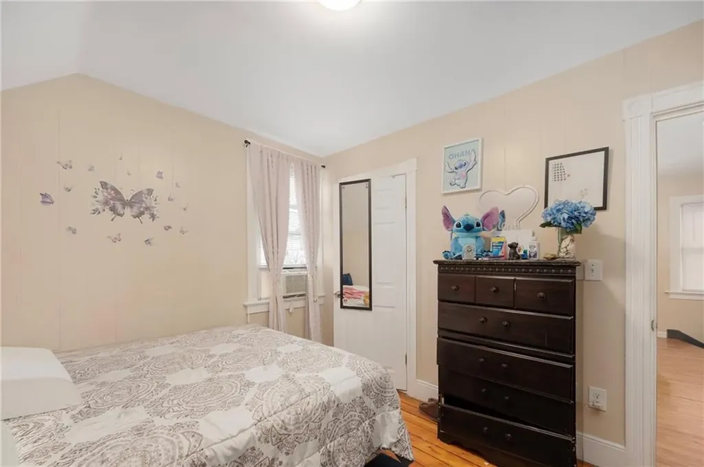 286 California Avenue Providence RI 02905