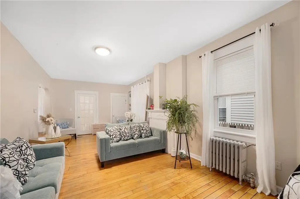 286 California Avenue Providence RI 02905