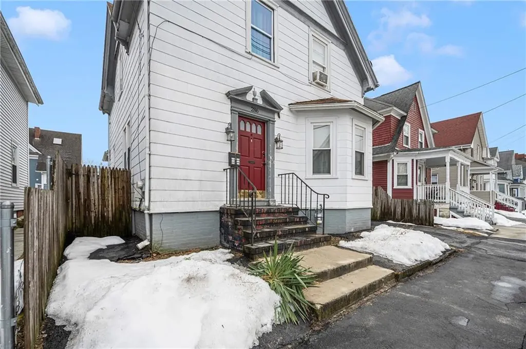 286 California Avenue Providence RI 02905