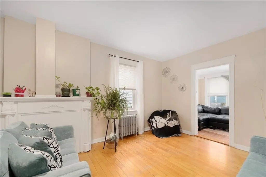 286 California Avenue Providence RI 02905