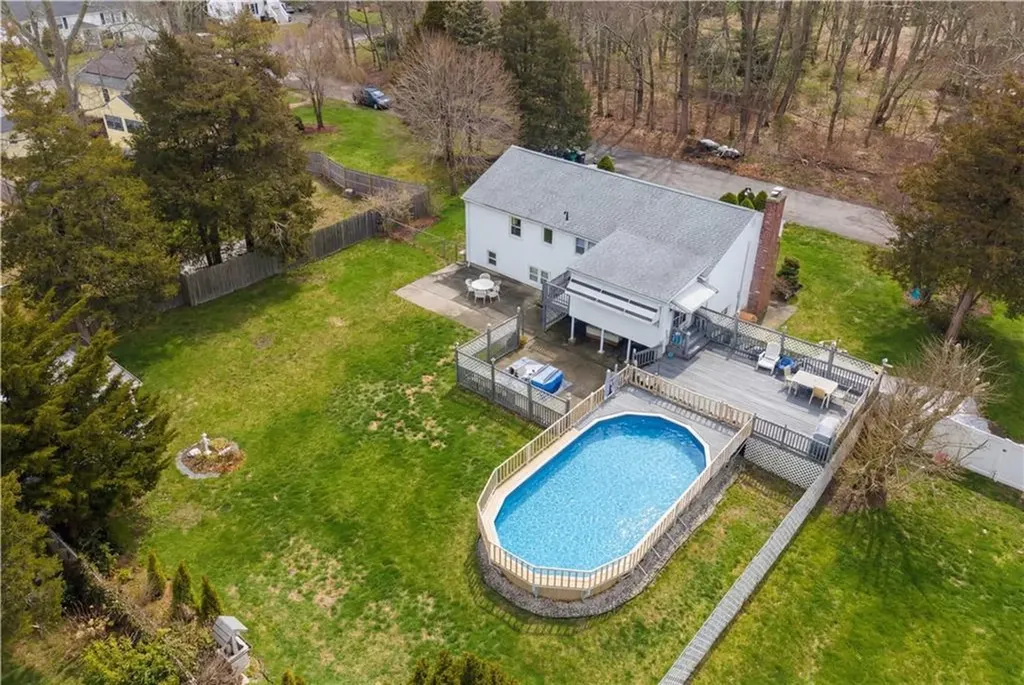 21 Hampton Avenue Warwick RI 02889