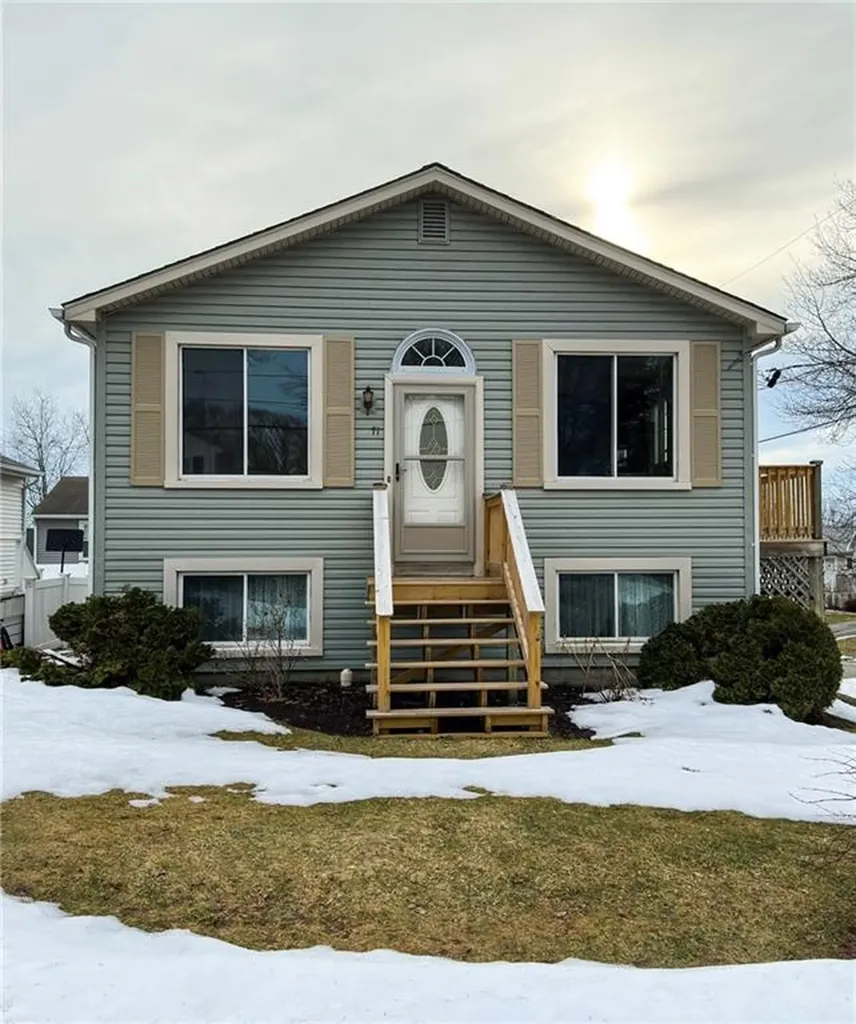 71 Branch Avenue Cumberland RI 02864