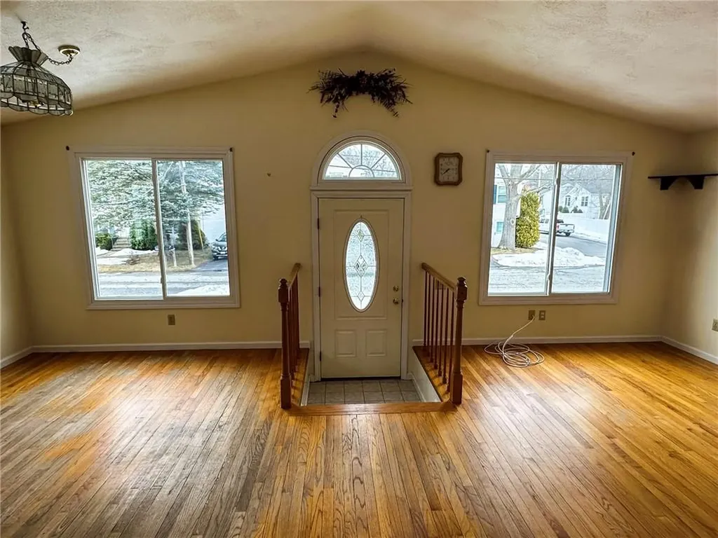 71 Branch Avenue Cumberland RI 02864