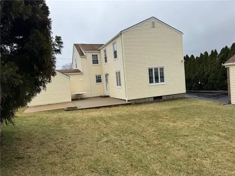 20 Hill Top Drive Cranston RI 02920