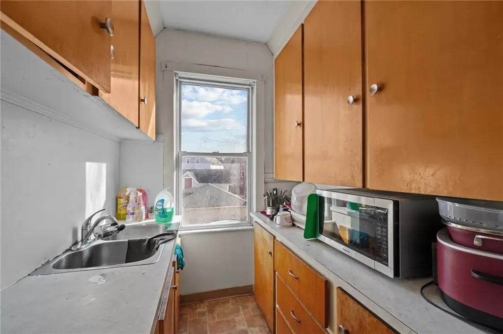550 Winter Street Woonsocket RI 02895