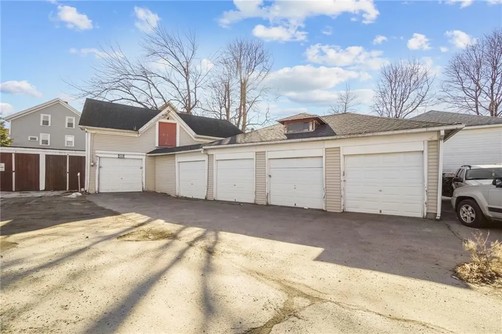 550 Winter Street Woonsocket RI 02895