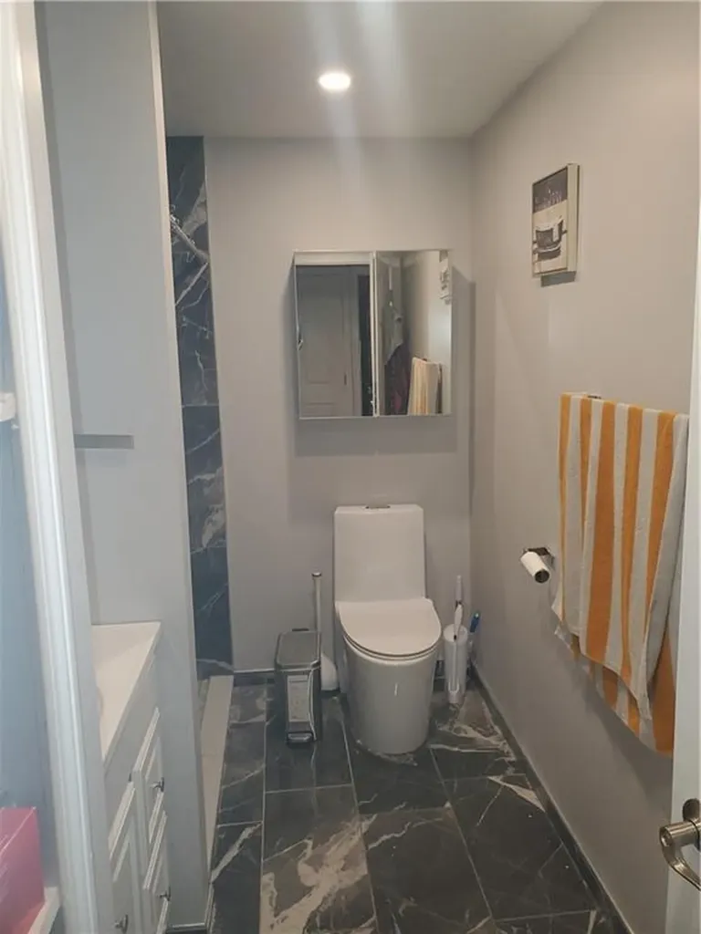 38 Rowe Avenue Warwick RI 02889