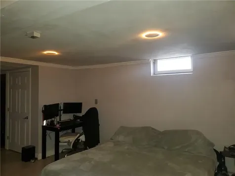 38 Rowe Avenue Warwick RI 02889