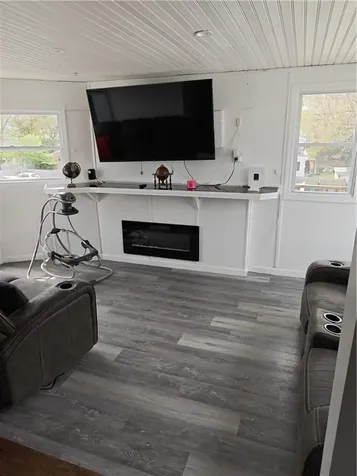 38 Rowe Avenue Warwick RI 02889