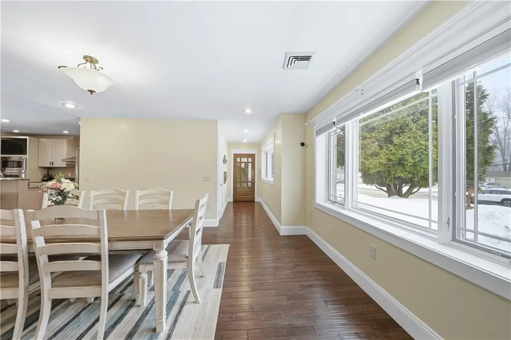 6 New Clark Road Cumberland RI 02864
