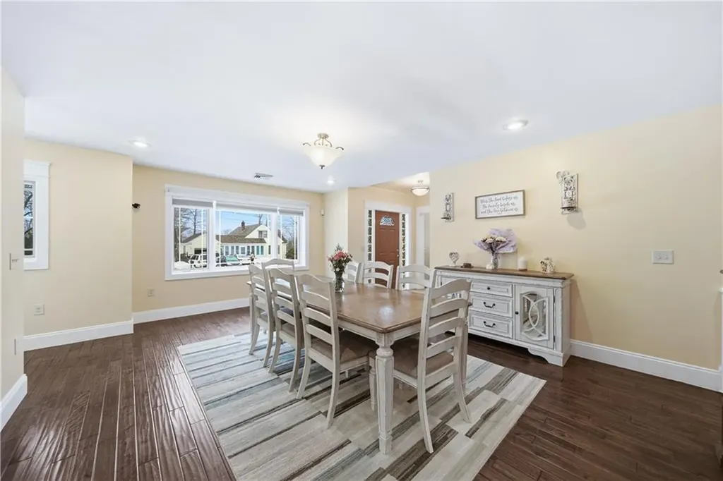 6 New Clark Road Cumberland RI 02864