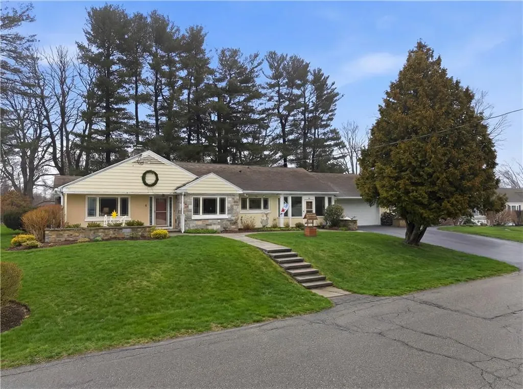 6 New Clark Road Cumberland RI 02864