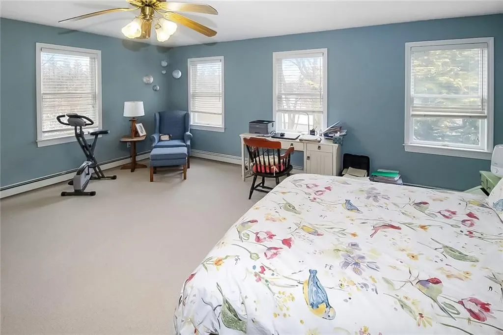 641 Middle Road Portsmouth RI 02871
