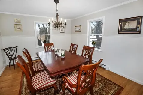 641 Middle Road Portsmouth RI 02871