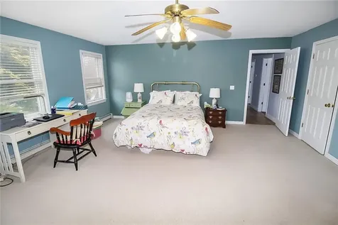 641 Middle Road Portsmouth RI 02871