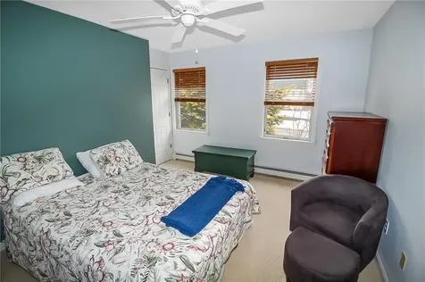 641 Middle Road Portsmouth RI 02871