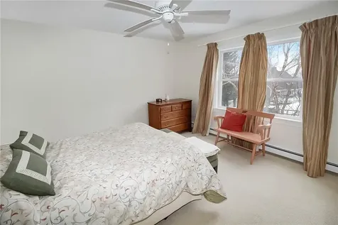 641 Middle Road Portsmouth RI 02871
