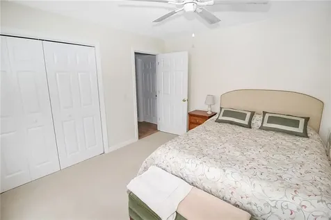 641 Middle Road Portsmouth RI 02871