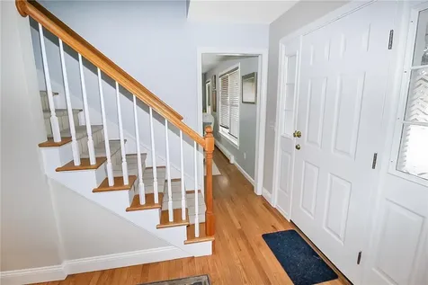 641 Middle Road Portsmouth RI 02871