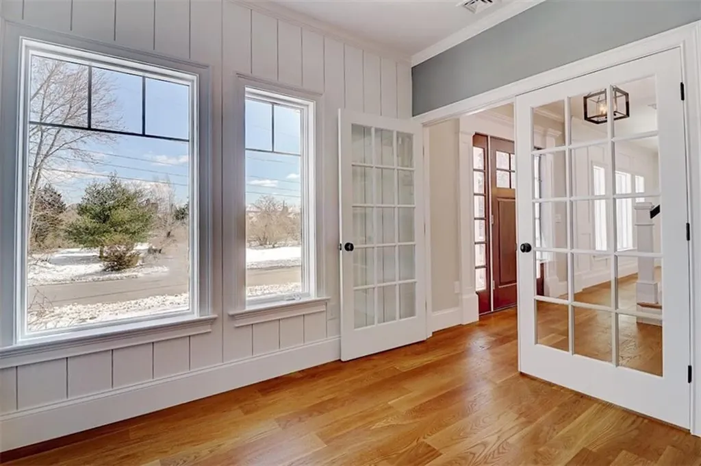 95 6 North Woods Trail South Kingstown RI 02879
