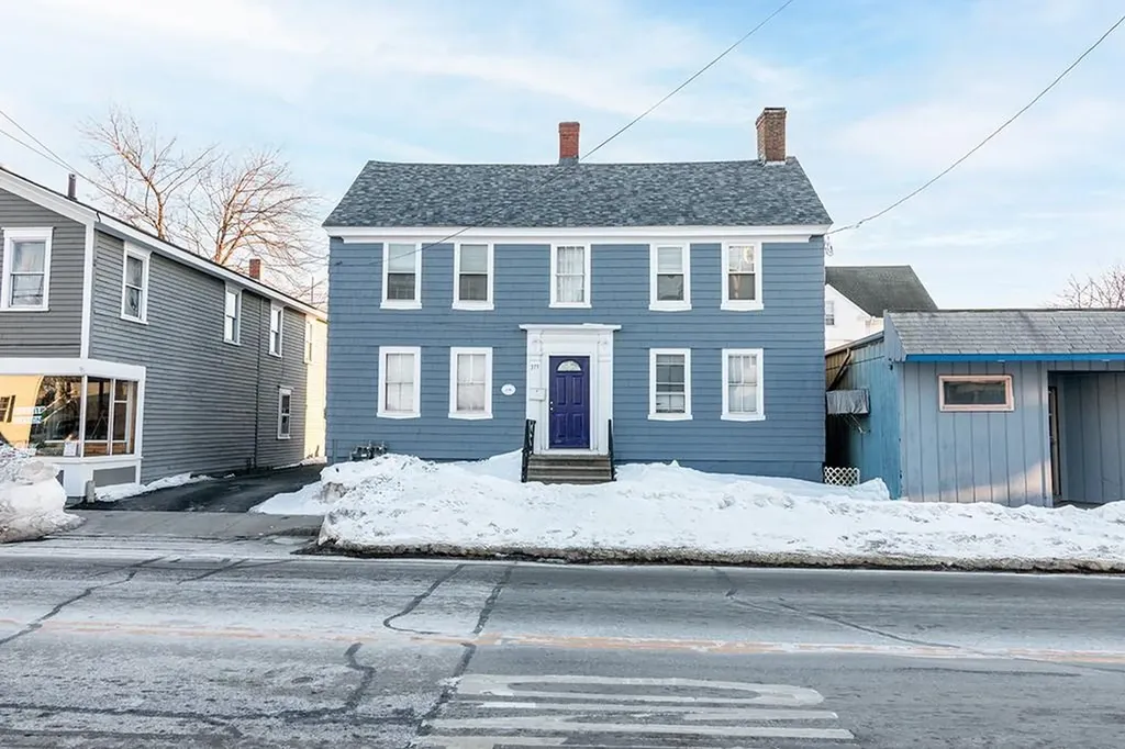 367 388 Child Street Warren RI 02885