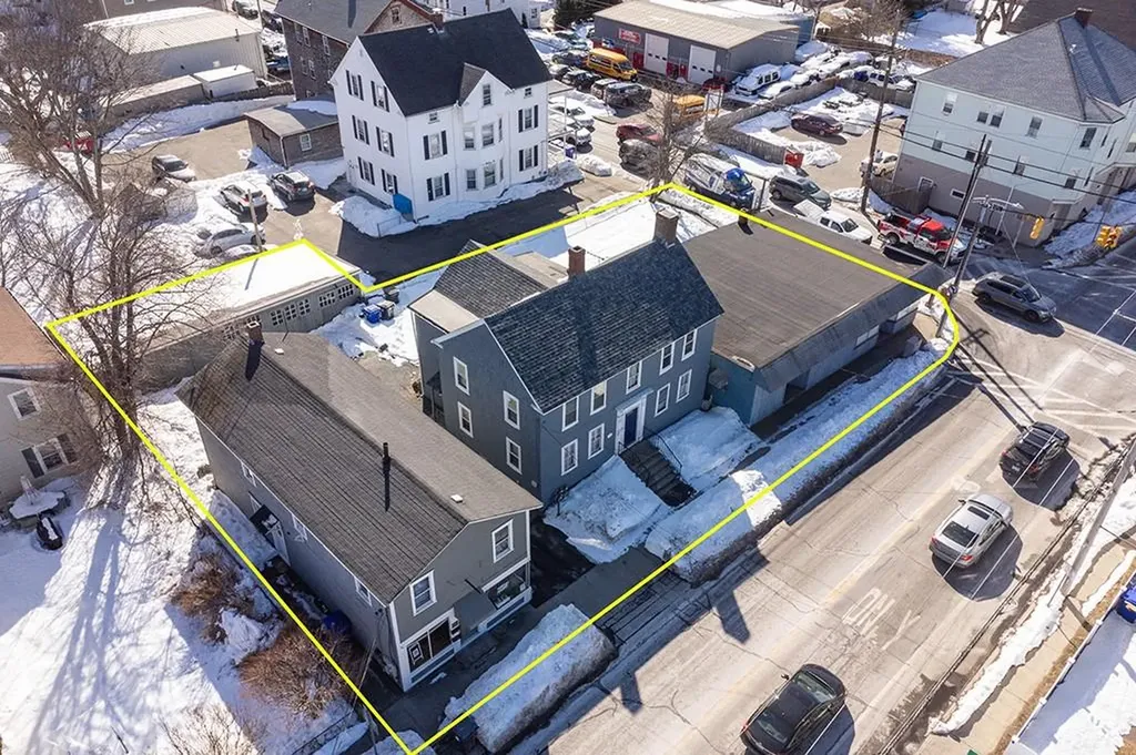 367 388 Child Street Warren RI 02885