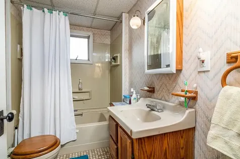 367 Child Street Warren RI 02885