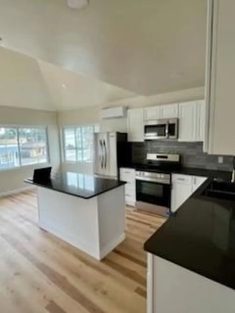 458 460 Smithfield Avenue Pawtucket RI 02860