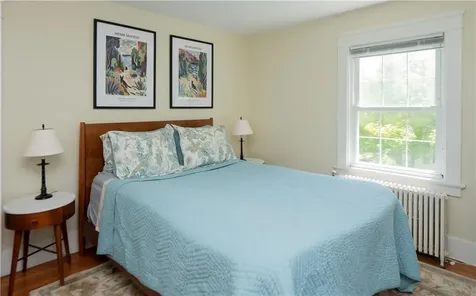 27 Red Cross Avenue Newport RI 02840