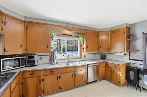 48 Rowley Street Providence RI 02909