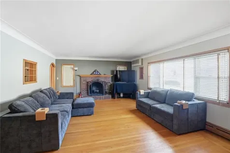 48 Rowley Street Providence RI 02909