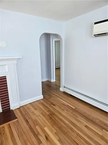839 Greenwich Avenue Warwick RI 02886