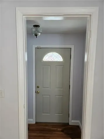839 Greenwich Avenue Warwick RI 02886