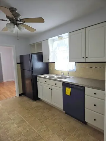 839 Greenwich Avenue Warwick RI 02886