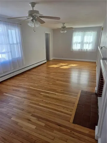 839 Greenwich Avenue Warwick RI 02886