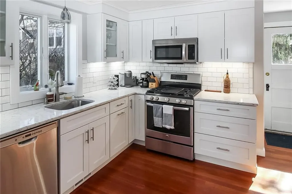 1 Conrad Court Newport RI 02840