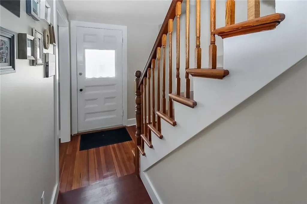 1 Conrad Court Newport RI 02840