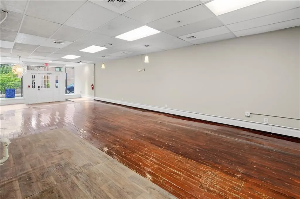 26 Main Street Woonsocket RI 02895