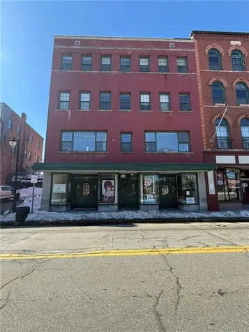 26 Main Street Woonsocket RI 02895