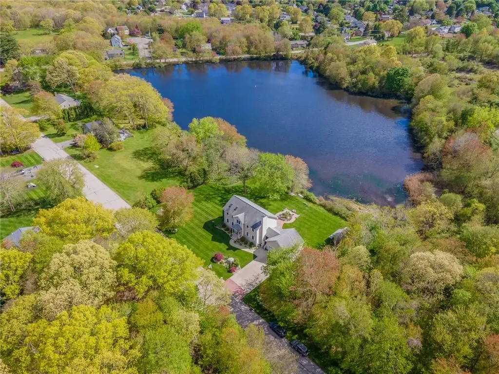 155 Sagamore Road Seekonk MA 02771