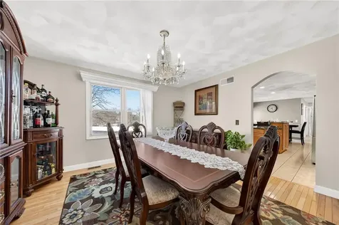 155 Sagamore Road Seekonk MA 02771